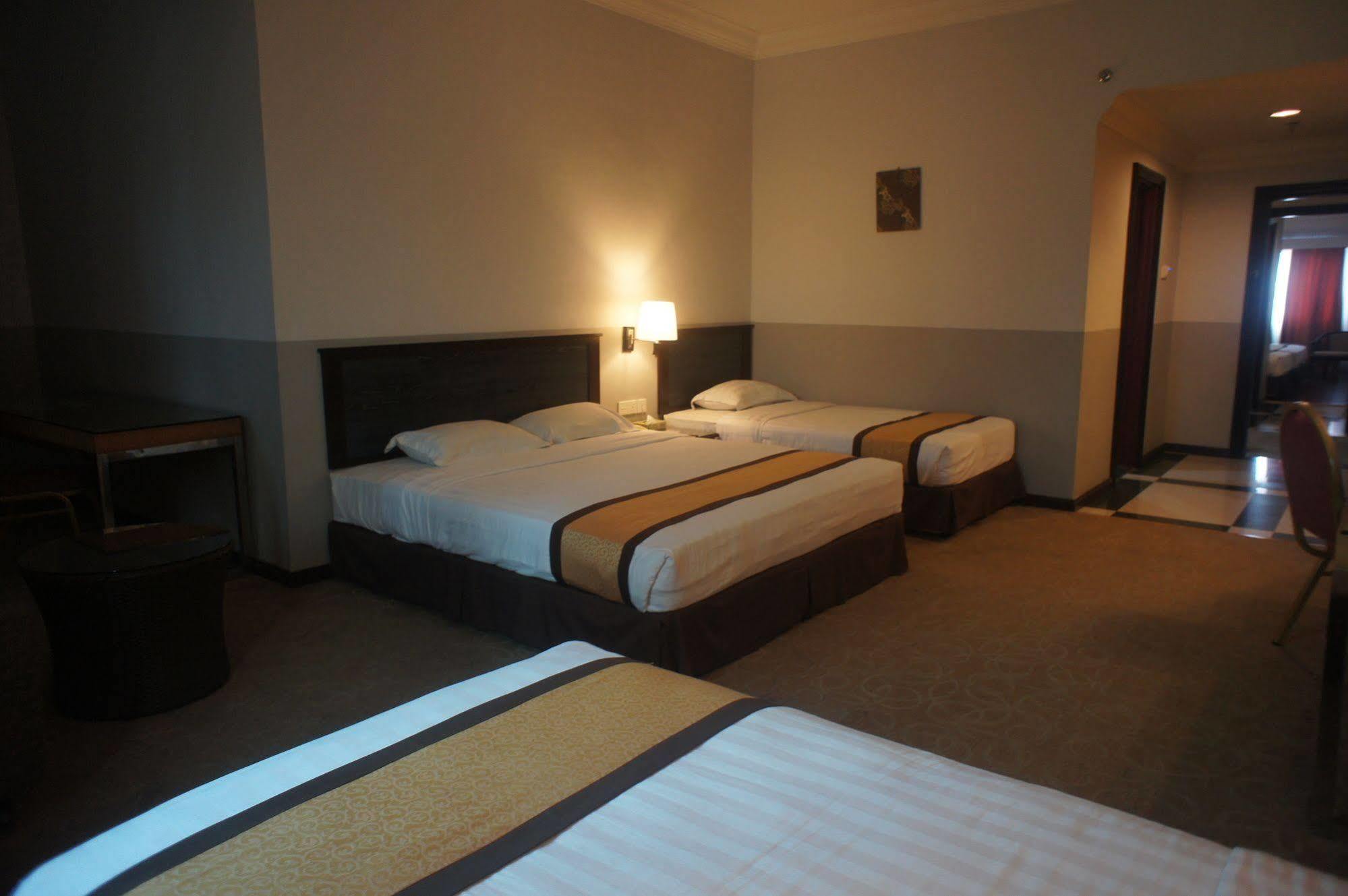 Tyng Garden Hotel SDK Eksteriør billede
